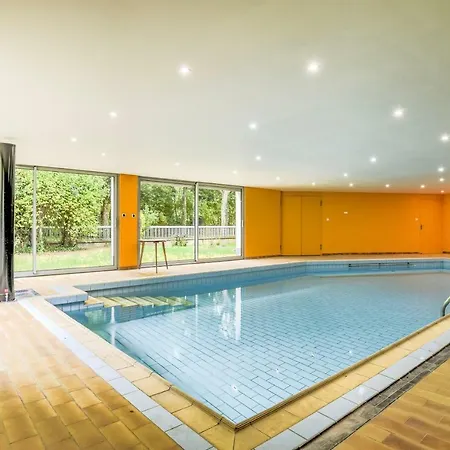 ヴィラ Vintage With Indoor Swimming Pool ストラスブール