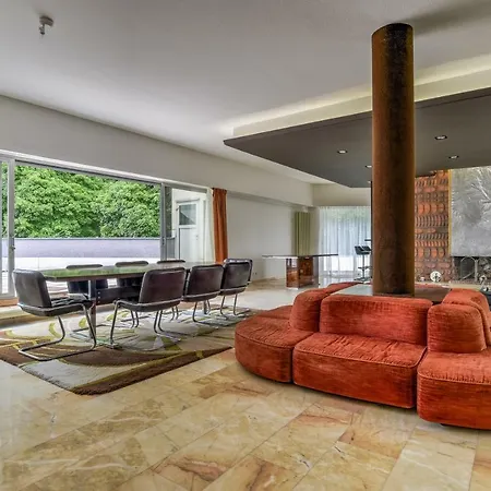 Vintage With Indoor Swimming Pool *